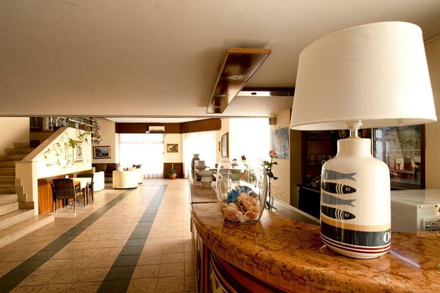 Hotel Scacciapensieri Νετούνο Εξωτερικό φωτογραφία